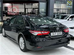 تۆیۆتا کامری